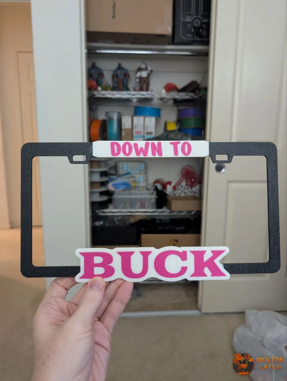 Down To Buck
Black White Pop Pink