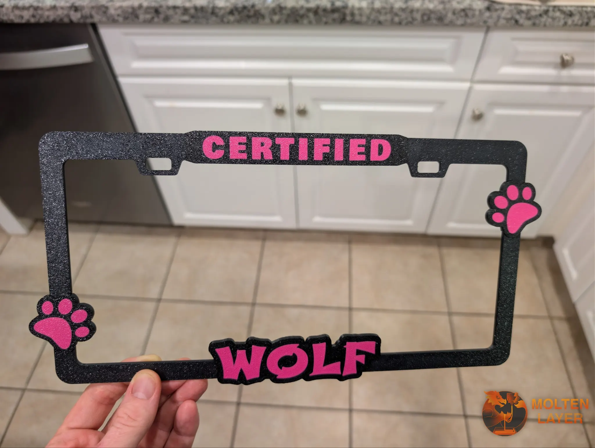 Certified Wolf
Black Pop Pink
Paw Ornaments